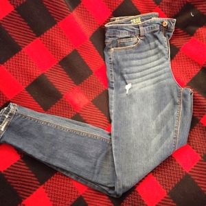 Women's jeans